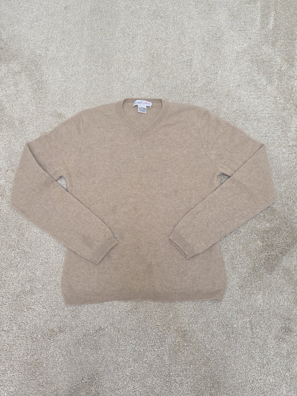Wendy Bellissimo Cashmere 100% V-Neck Sweater Petite P/M Beige Neutral Essential